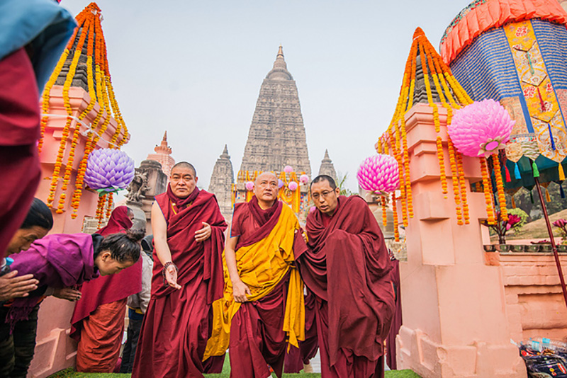 Gyaltsap Rinpoche visits the Mahabodhi Temple
