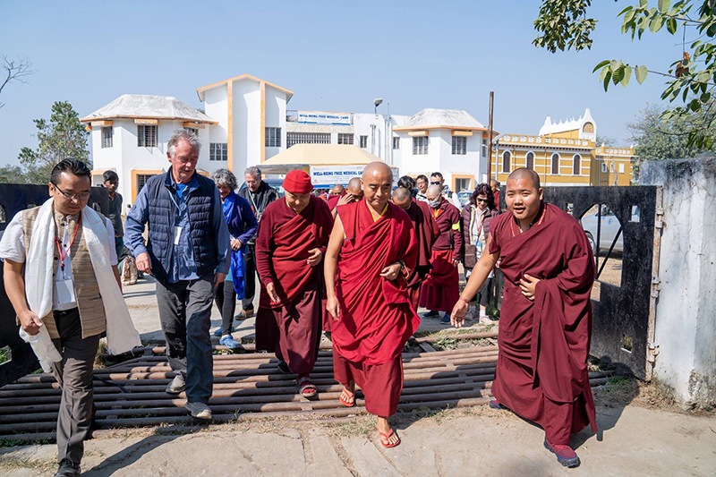 Mingyur Rinpoche Visits the Akong Tulku Memorial Soup Kitchen