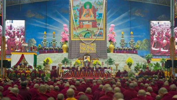 100,000 Ganacakras of the Guru and Commemorating the Parinirvana of Dusum Khyenpa